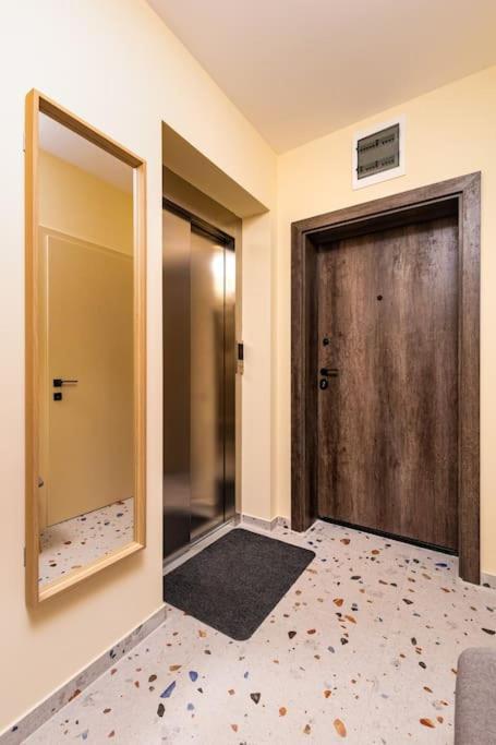 Hills View Central Apartment Plovdiv Exterior photo